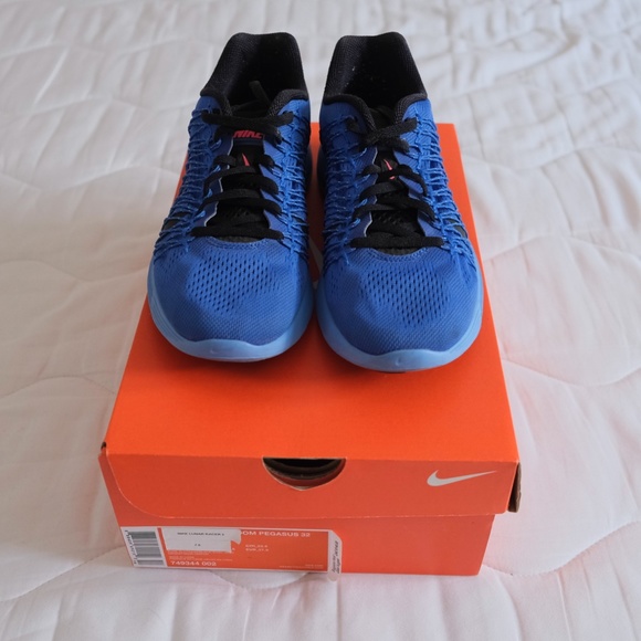 Womens Nike Flyknit Lunar Racer 3 - Picture 4 of 4